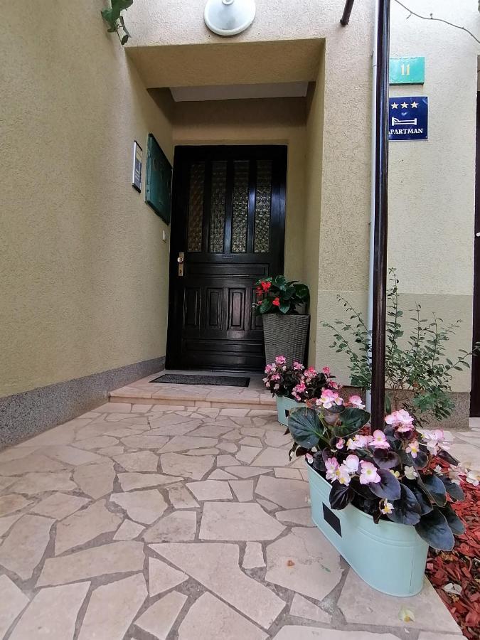 Apartment Oliva